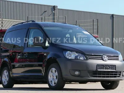 Gebraucht VW Caddy 102 PS (75 kW) 2011 Schwarz Van / Kleinbus