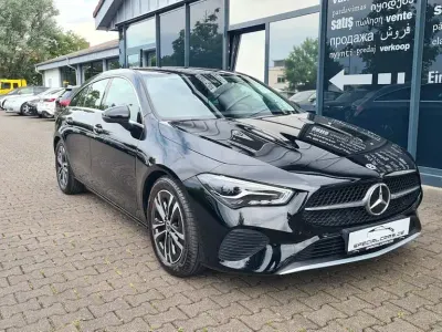 Gebraucht Mercedes CLA180 Shooting Brake Premium 136 PS (100 kW) 2023 Nachtschwarz Kombi