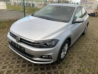Gebraucht VW Polo Highline 95 PS (69 kW) 2018 Silber Kleinwagen