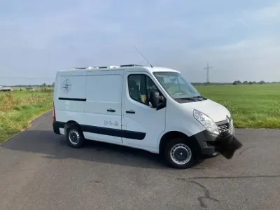 Używany Renault Master 110 KM (80 kW) 2017 Biały Van