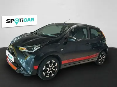 Gebraucht Toyota Aygo 72 PS (52 kW) 2019 Dark grey mica Kleinwagen