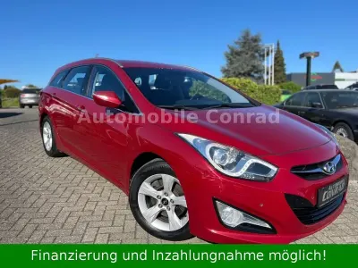 Second-hand Hyundai i40 Edition 135 CP (99 kW) 2014 Roșu Break