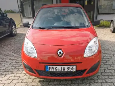 Gebraucht Renault Twingo 58 PS (42 kW) 2011 Rot Kleinwagen