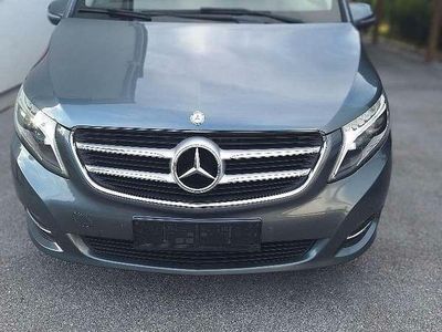 Mercedes V250