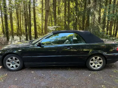 Gebraucht BMW 325 Cabriolet 110 PS (80 kW) 2005 Schwarz Cabrio