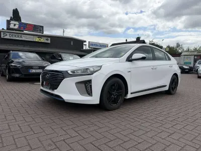 Gebraucht Hyundai Ioniq Style 105 PS (77 kW) 2017 Weiß Kleinwagen