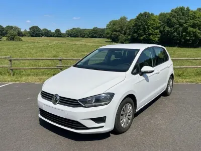 Gebraucht VW Golf Sportsvan Comfortline 116 PS (85 kW) 2017 Weiß Van / Kleinbus