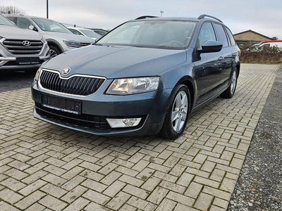 Gebraucht Skoda Octavia Ambition 105 PS (77 kW) 2015 Grau Kombi