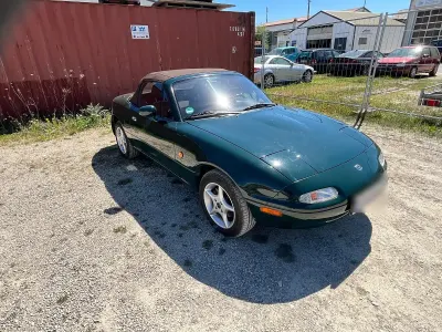Używany Mazda MX5 90 KM (66 kW) 1995 Zielony Kabriolet