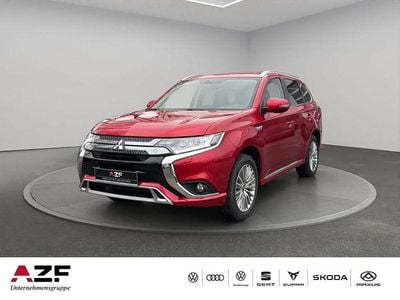 Gebraucht Mitsubishi Outlander P-HEV Basis 224 PS (164 kW) 2021 Rot SUV
