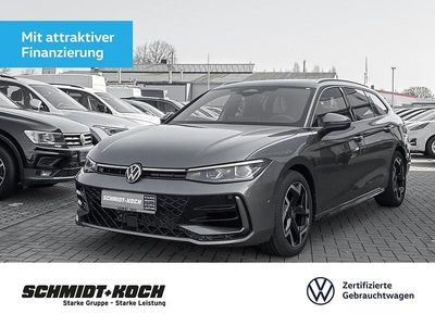 Usata VW Passat R-line 265 CV (194 kW) 2025 Grigio Station wagon