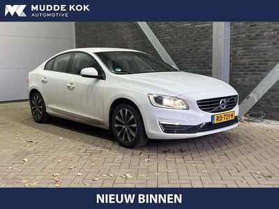 Gebraucht Volvo S60 Dynamic 152 PS (111 kW) 2017 Weiß Limousine