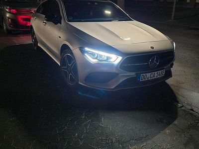 Gebraucht Mercedes CLA250e 218 PS (160 kW) 2020 Silber Limousine