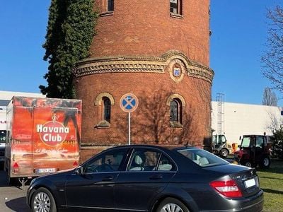 Grau Gebraucht 2009 Mercedes C200 Elegance Limousine | 7.580 € (Fairer Preis)