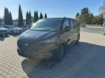 Gebraucht Ford Tourneo Titanium 131 PS (96 kW) 2025 Van / Kleinbus