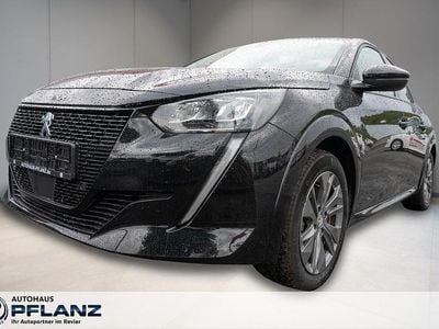 Schwarz Gebraucht 2023 Peugeot e-208 Allure Kleinwagen | 16.940 € (Guter Preis)