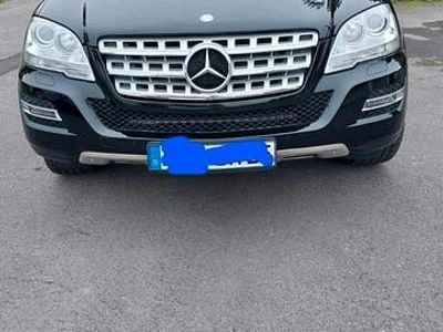 Gebraucht Mercedes ML350 236 PS (173 kW) 2010 Schwarz SUV