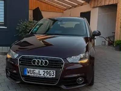 Gebraucht Audi A1 Ambition 105 PS (77 kW) 2011 Violett Kleinwagen