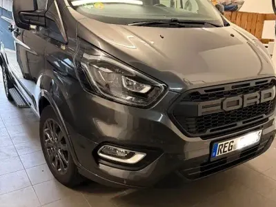 Gebraucht Ford Tourneo Titanium X 185 PS (136 kW) 2021 Grau Van / Kleinbus