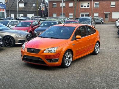 Second-hand Ford Focus ST 226 CP (166 kW) 2006 Portocaliu Berlinǎ