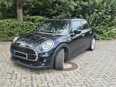 Gebraucht Mini Cooper Chili 136 PS (100 kW) 2020 Schwarz Kleinwagen
