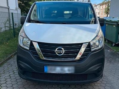 Nissan NV300