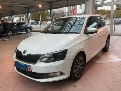 Weiß Gebraucht 2017 Skoda Fabia Ambition Limousine | 13.790 € (Fairer Preis)