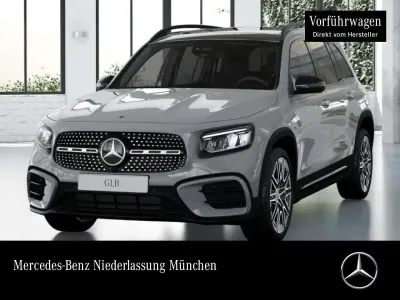 Gebraucht Mercedes GLB220 AMG 190 PS (139 kW) 2026 Weiß SUV