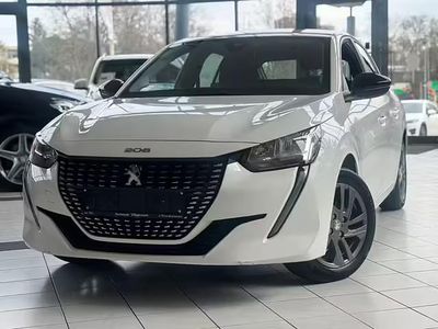 Weiß (weiss banquise) Gebraucht 2022 Peugeot 208 Active Kleinwagen | 12.690 € (Guter Preis)