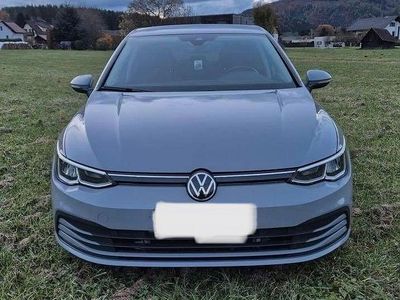 Gebraucht VW Golf VII Style 150 PS (110 kW) 2020 Grau Limousine