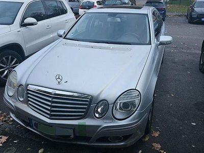 Mercedes E220