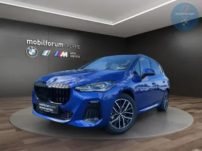Neu BMW 225 Active Tourer M Sport 245 PS (180 kW) 2025 Blau Van / Kleinbus
