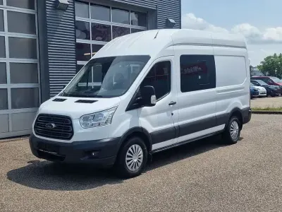 Gebraucht Ford Transit Trend 131 PS (96 kW) 2018 Frostweiß Van