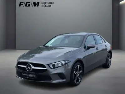 Gebraucht Mercedes A250 218 PS (160 kW) 2022 Lack mountaingrau Limousine