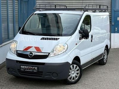 Second-hand Opel Vivaro 114 CP (83 kW) 2014 Alb Monovolum