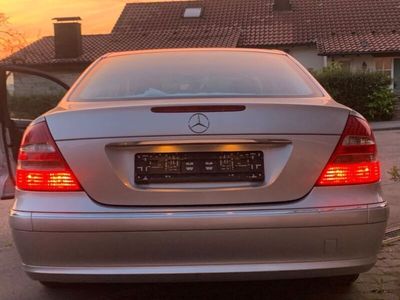 Mercedes 240