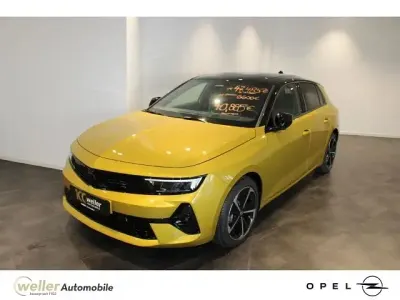 Usata Opel Astra GS Line 181 CV (133 kW) 2023 Giallo Utilitaria