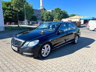 Mercedes E200