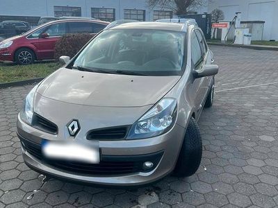Gebraucht Renault Clio II 75 PS (55 kW) 2009 Braun Kleinwagen