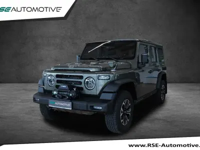 Neu BAW 212 166 PS (122 kW) 2026 Grün SUV