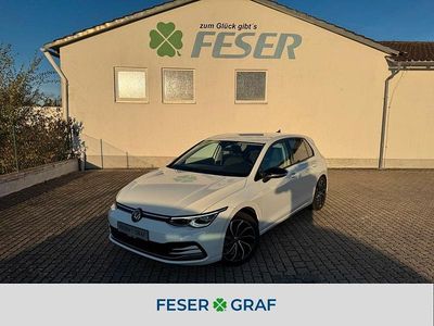 Gebraucht VW Golf VIII Active 150 PS (110 kW) 2022 Weiß Limousine