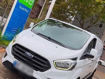 Second-hand Ford Transit Custom 131 CP (96 kW) 2019 Alb Monovolum