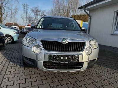 Silber Gebraucht 2012 Skoda Yeti Plus Edition SUV | 5.490 € (Fairer Preis)