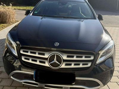 Gebraucht Mercedes GLA200 Edition 156 PS (114 kW) 2018 Schwarz SUV