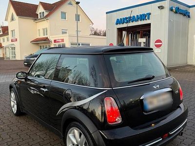Gebraucht Mini Cooper 90 PS (66 kW) 2005 Schwarz Kleinwagen