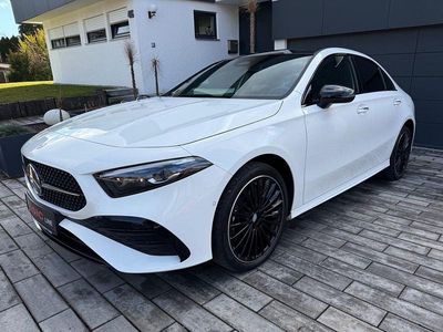 Gebraucht Mercedes A250 AMG 163 PS (119 kW) 2023 Weiß Limousine