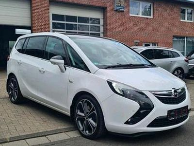 Usata Opel Zafira 194 CV (142 kW) 2013 Bianco Monovolume