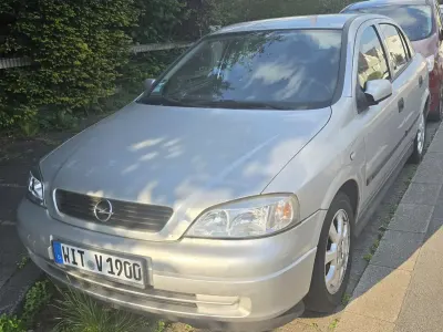 Gebraucht Opel Astra 90 PS (66 kW) 1993 Limousine