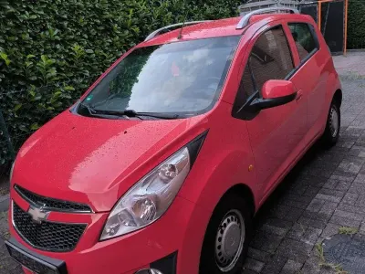 Gebraucht Chevrolet Spark LT 82 PS (60 kW) 2011 Rot Kleinwagen