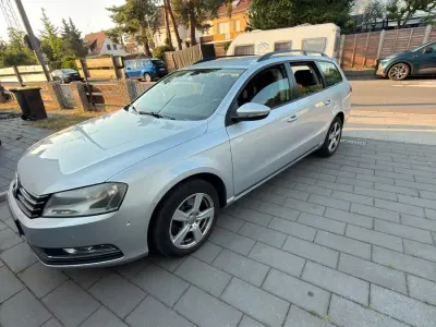 Gebraucht VW Passat 122 PS (89 kW) 2011 Silber Kombi